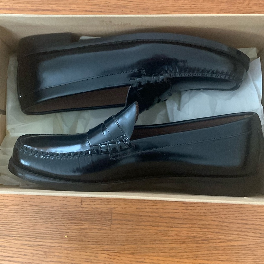 Men’s Black penny loafers from GH Bass 8.5 Wide